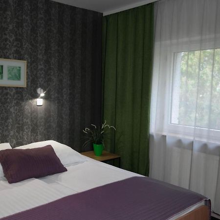 Hotel George Nadarzyn Luaran gambar