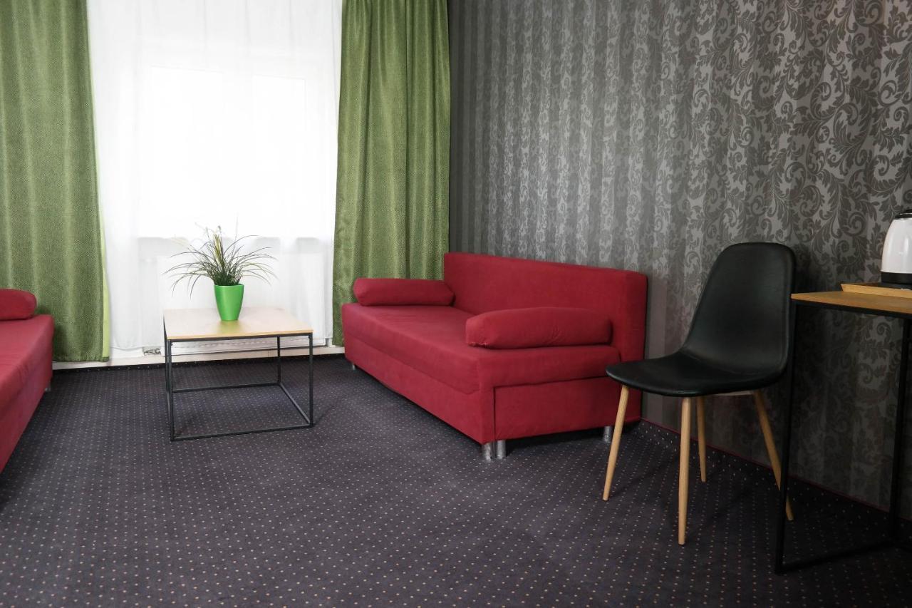 Hotel George Nadarzyn Luaran gambar