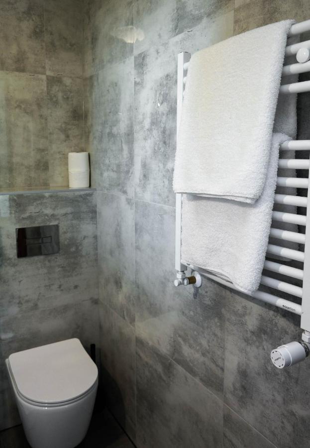 Hotel George Nadarzyn Luaran gambar